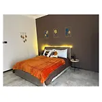 Pura Vida 4*